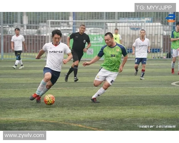 北京足球队在世界锦标赛中的比赛经验与表现分析